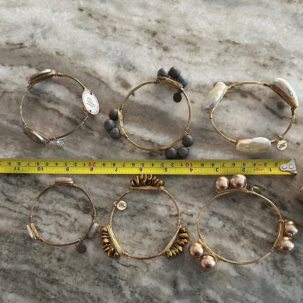 6 Bourbon & Bow ties bracelets